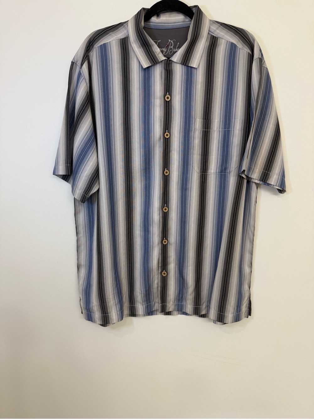 Tommy Bahama - Men's Short Sleeve Button-Up Shirt - Blue & Gray Stripe Size L